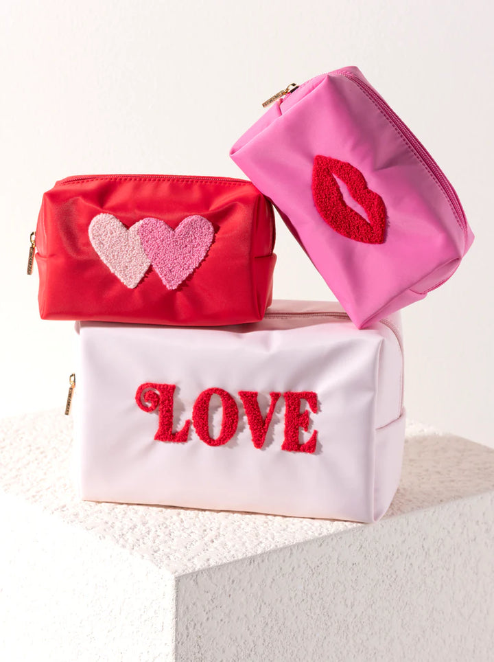Cara Lips Cosmetic Pouch