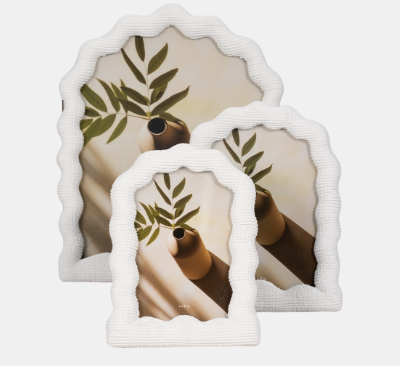 Wavy Arch Photo Frame, White