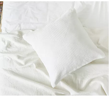 Graham Quilt White