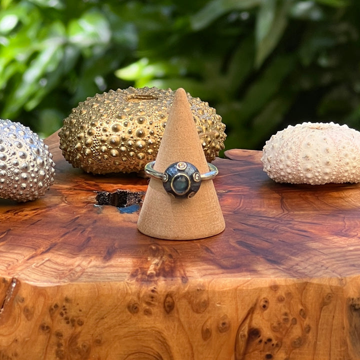Oxidized silver, dark blue urchin, diamond and blue moonstone size 5.5 - Ring