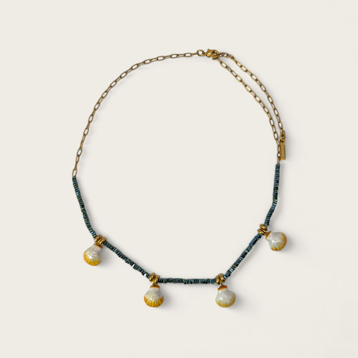 Necklace White Shells With Hematite Beads
