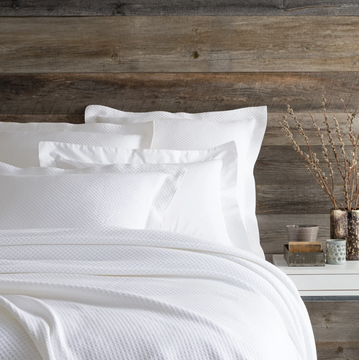 Petite Trellis Matelasse Coverlet
