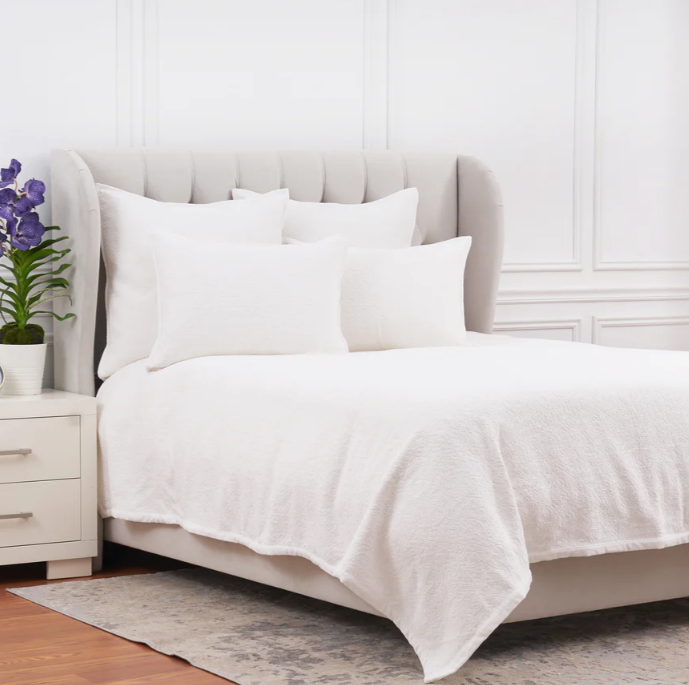 Chander Coverlet