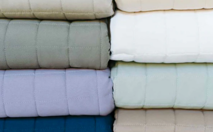 Comphy Quilted Blanket