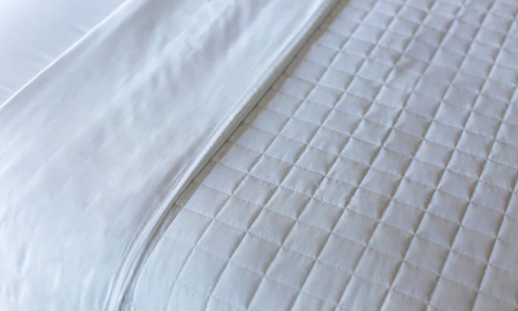Comphy Quilted Blanket