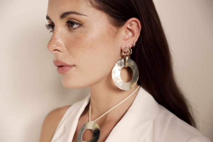 Loop Shell Dangle 18K Earrings