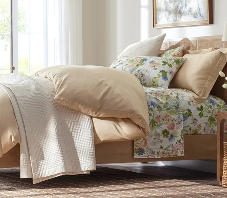 Tania Floral Wrinkle-Free Sateen Duvet Cover