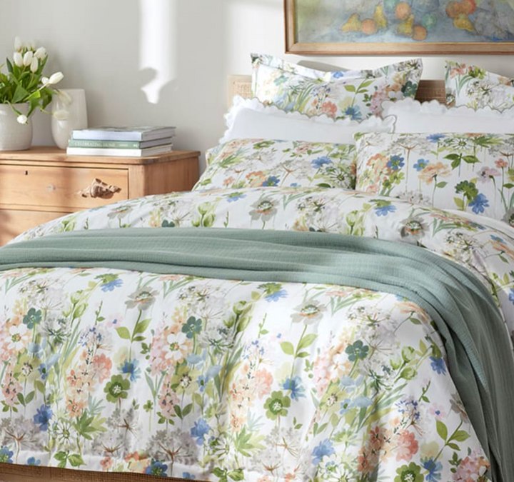 Tania Floral Wrinkle-Free Sateen Duvet Cover