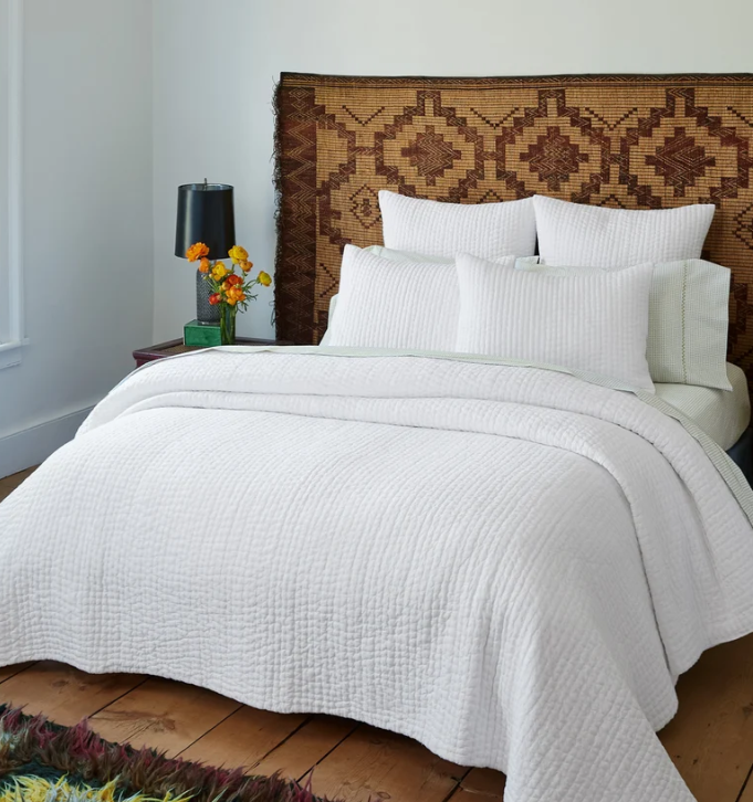 Vivada White Woven Quilt-110 X 90