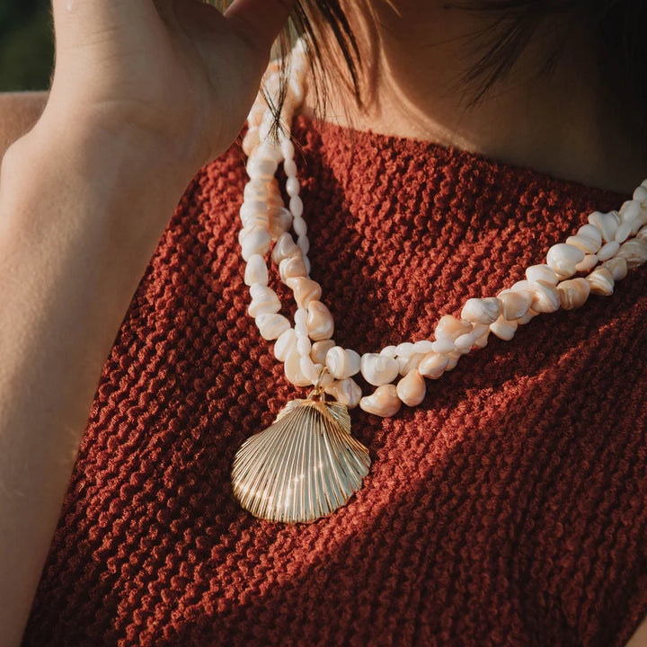 Gold and White Anisah Shell Necklace