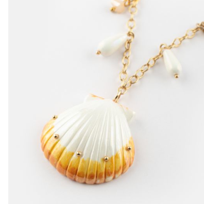 White Shell With Drops And Beads Necklace