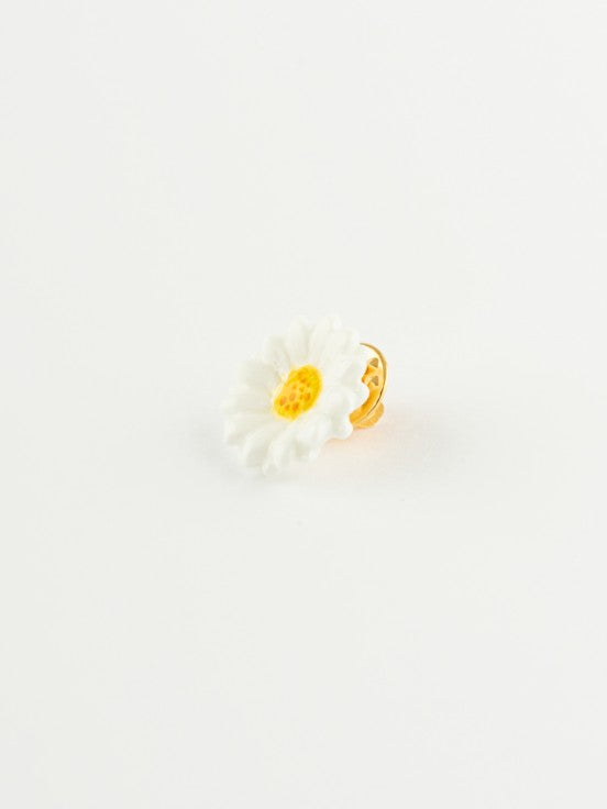 Daisy Pin