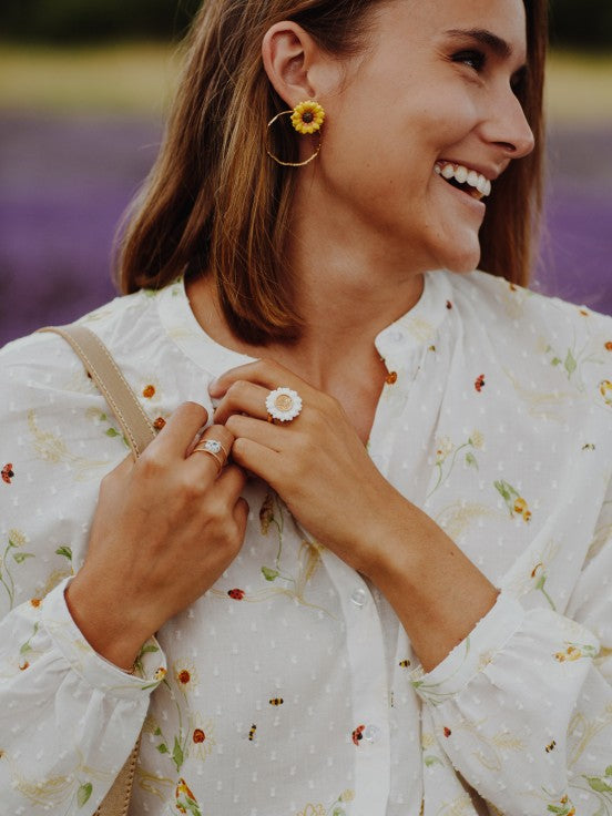 Daisy Circle Ring