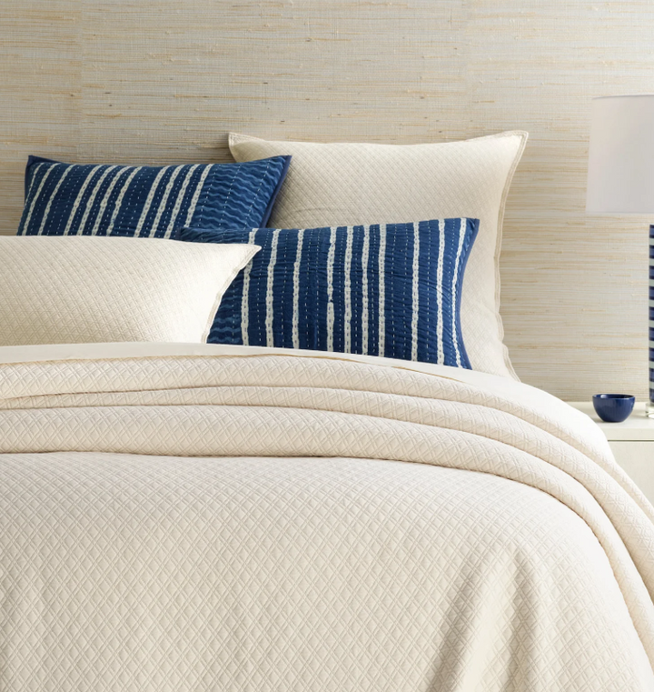 Diamond Matelasse Coverlet