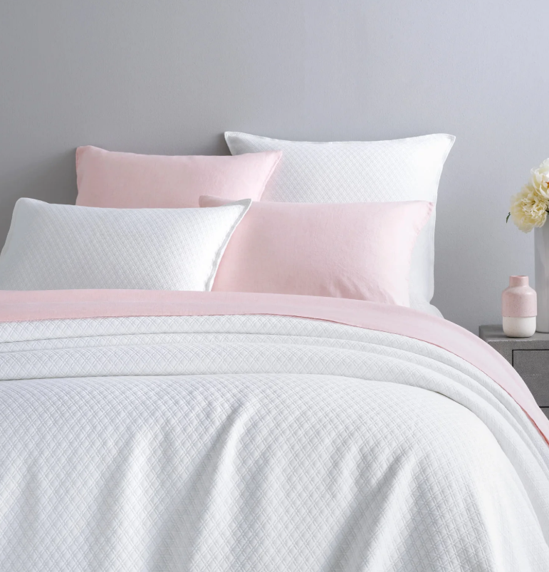 Diamond Matelasse Coverlet