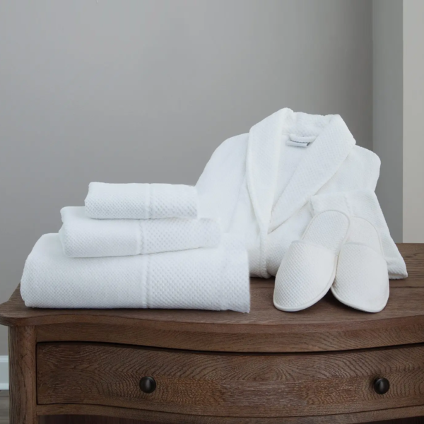 Robe Bath Spa Collection White