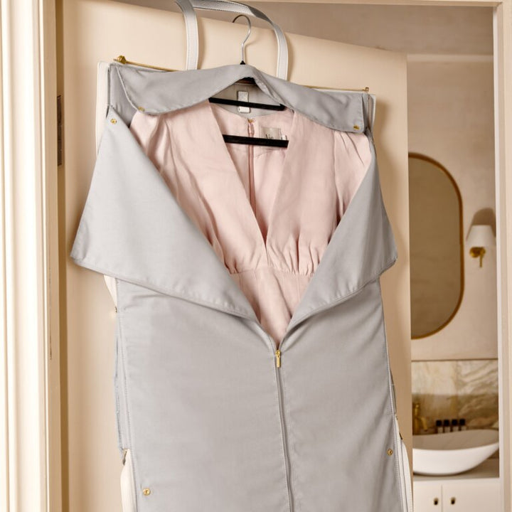 Fold Out Garment Weekend Bag