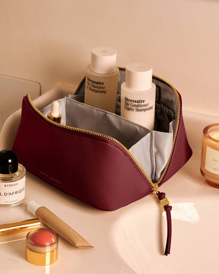 Soho Medium Makeup / Wash  Bag