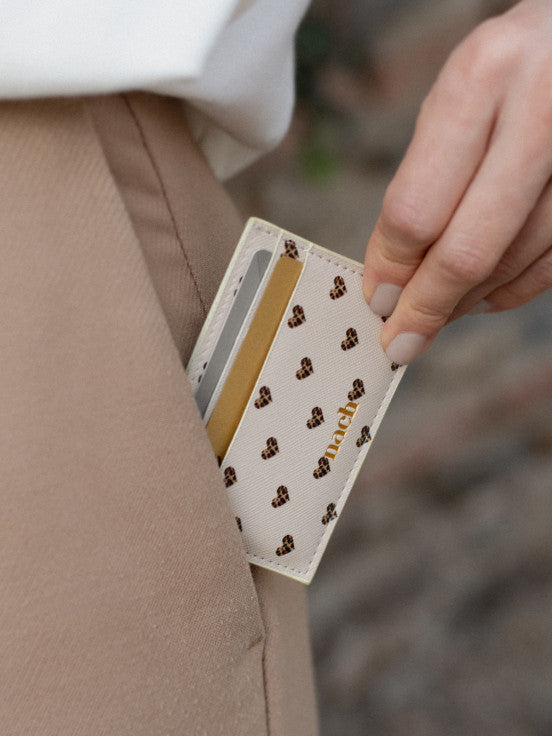 Nach Card Holder