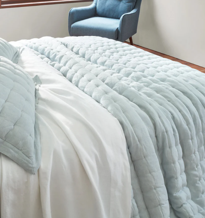 Lush Linen Puff Coverlet