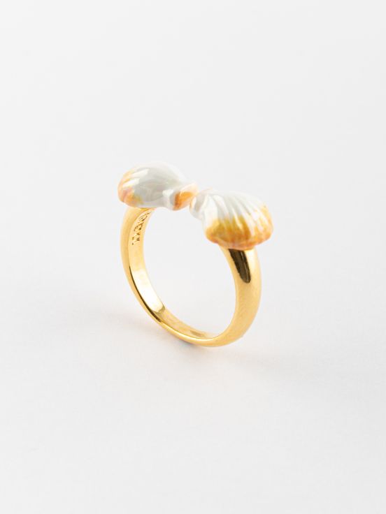 Poesie White Shell Face To Face Ring